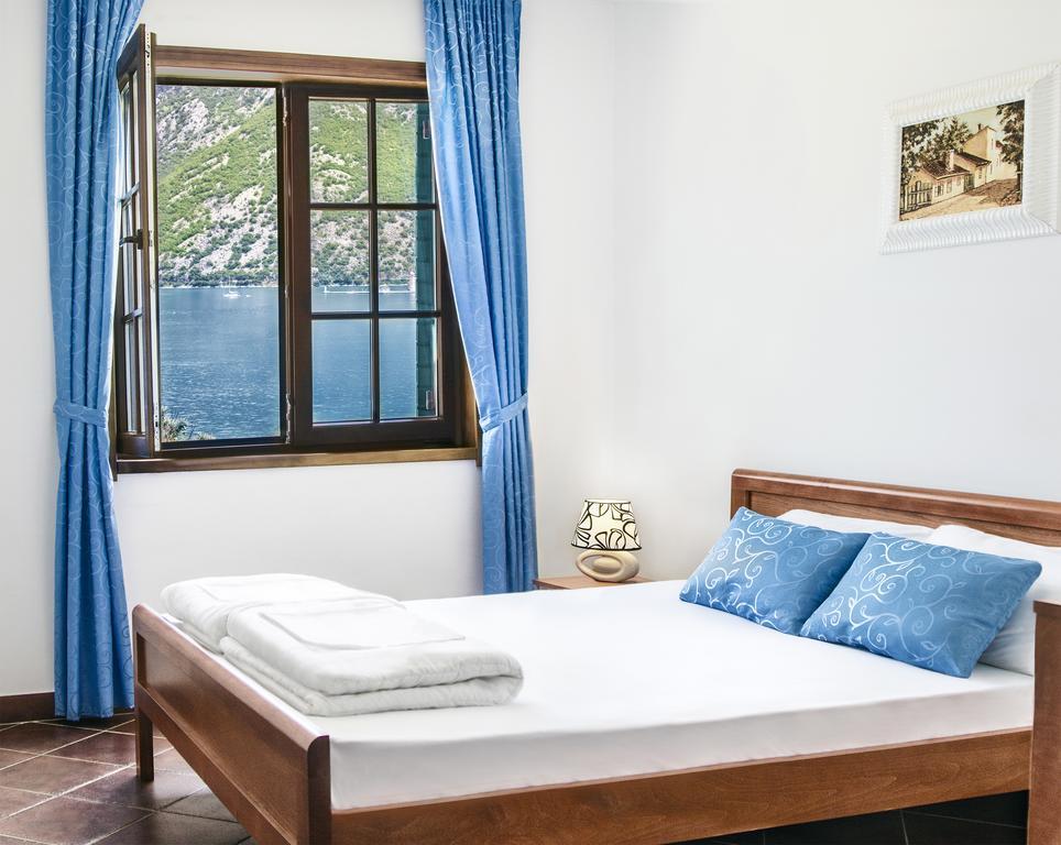 Apartments Boka Vista Kamenari Bagian luar foto